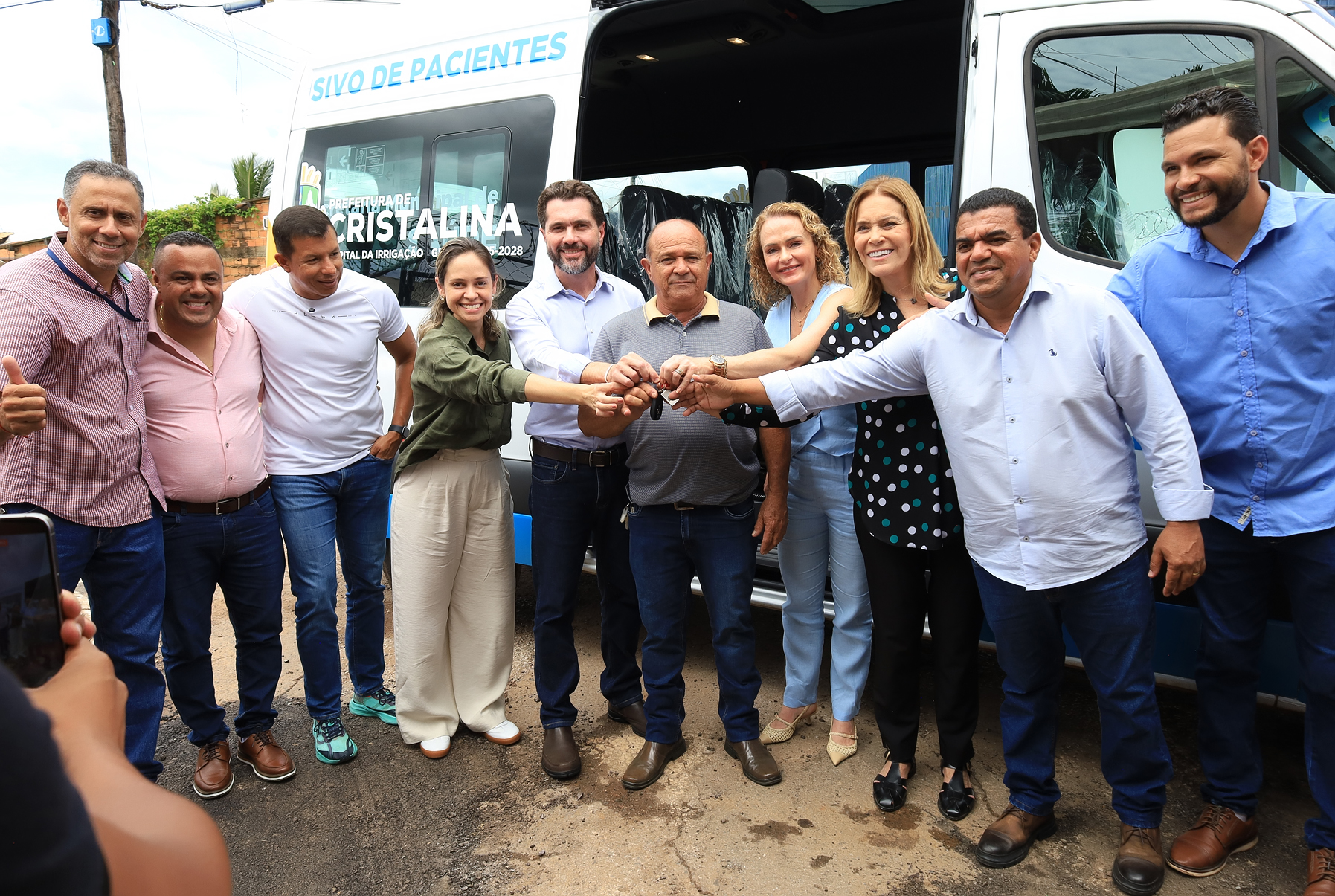 POVOADO DE SÃO BARTOLOMEU RECEBE BASE DA GCM, VAN PARA A SAÚDE E ORDEM DE SERVIÇO DA CRECHE CMEI MUNDO ENCANTADO